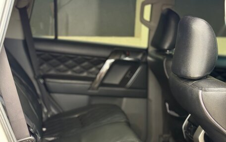 Toyota Land Cruiser Prado 150 рестайлинг 2, 2012 год, 2 890 000 рублей, 40 фотография