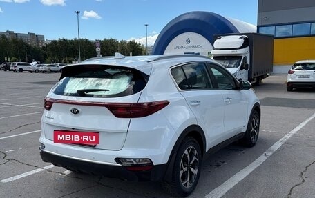 KIA Sportage IV рестайлинг, 2020 год, 2 600 000 рублей, 5 фотография