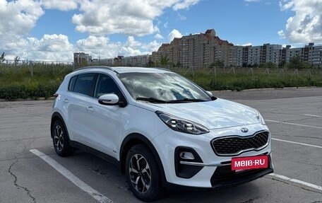 KIA Sportage IV рестайлинг, 2020 год, 2 600 000 рублей, 7 фотография
