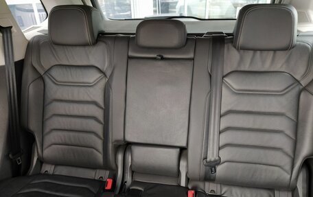 Volkswagen Touareg III, 2021 год, 4 600 000 рублей, 27 фотография