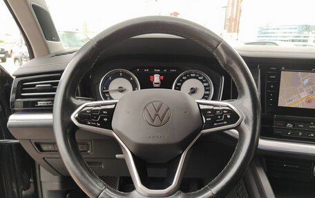 Volkswagen Touareg III, 2021 год, 4 600 000 рублей, 30 фотография