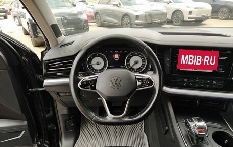 Volkswagen Touareg III, 2021 год, 4 600 000 рублей, 31 фотография