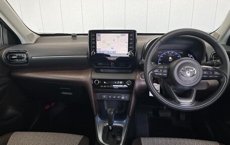 Toyota Yaris Cross, 2023 год, 1 500 100 рублей, 9 фотография