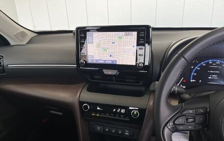 Toyota Yaris Cross, 2023 год, 1 500 100 рублей, 15 фотография