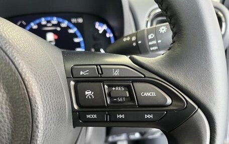 Toyota Yaris Cross, 2023 год, 1 500 100 рублей, 14 фотография