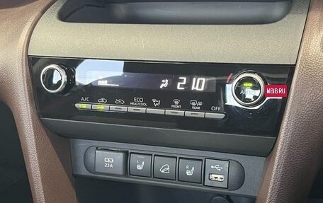 Toyota Yaris Cross, 2023 год, 1 500 100 рублей, 18 фотография