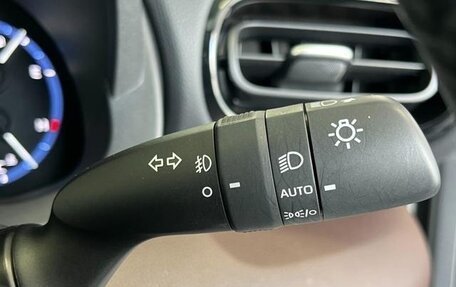 Toyota Yaris Cross, 2023 год, 1 500 100 рублей, 33 фотография