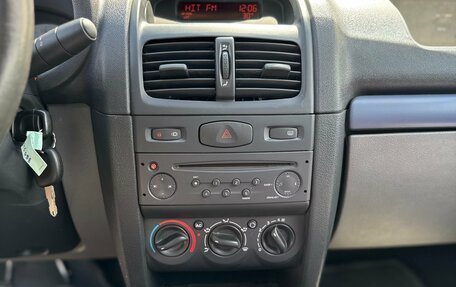 Renault Symbol I, 2007 год, 380 000 рублей, 18 фотография