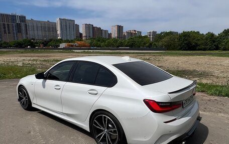 BMW 3 серия, 2019 год, 3 000 000 рублей, 3 фотография