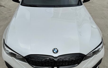 BMW 3 серия, 2019 год, 3 000 000 рублей, 15 фотография