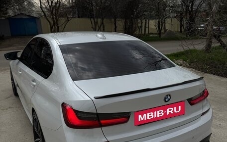 BMW 3 серия, 2019 год, 3 000 000 рублей, 19 фотография