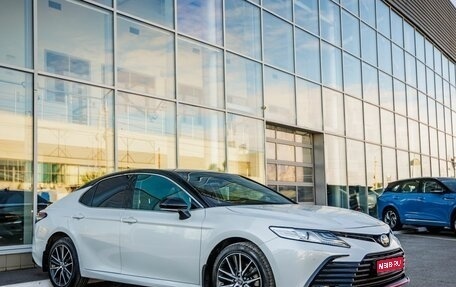 Toyota Camry, 2021 год, 3 298 000 рублей, 1 фотография