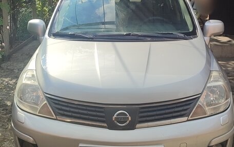 Nissan Tiida, 2010 год, 800 000 рублей, 1 фотография