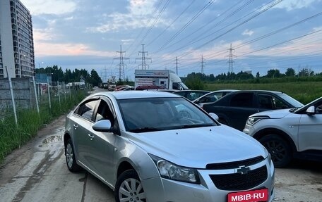 Chevrolet Cruze II, 2011 год, 390 000 рублей, 1 фотография