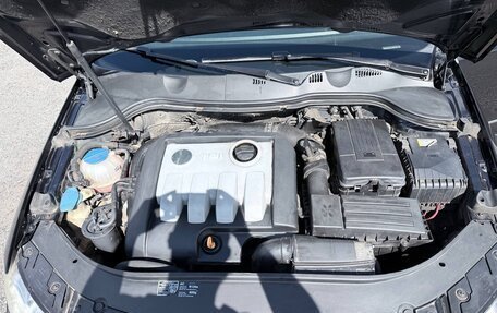 Volkswagen Passat B6, 2005 год, 690 000 рублей, 8 фотография