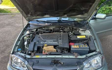 Toyota Avensis III рестайлинг, 2001 год, 360 000 рублей, 4 фотография