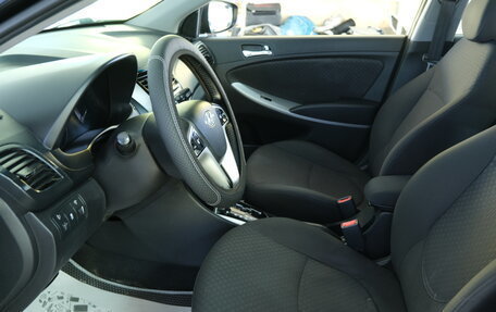 Hyundai Solaris II рестайлинг, 2012 год, 939 000 рублей, 8 фотография