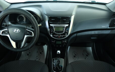 Hyundai Solaris II рестайлинг, 2012 год, 939 000 рублей, 13 фотография