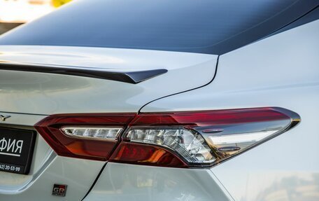 Toyota Camry, 2021 год, 3 298 000 рублей, 12 фотография