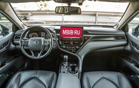 Toyota Camry, 2021 год, 3 298 000 рублей, 13 фотография