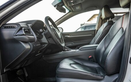 Toyota Camry, 2021 год, 3 298 000 рублей, 23 фотография
