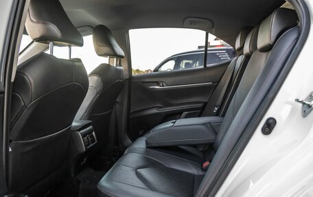 Toyota Camry, 2021 год, 3 298 000 рублей, 34 фотография