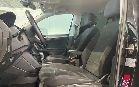 Volkswagen Tiguan II, 2021 год, 2 780 000 рублей, 10 фотография