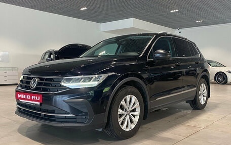 Volkswagen Tiguan II, 2021 год, 2 780 000 рублей, 3 фотография