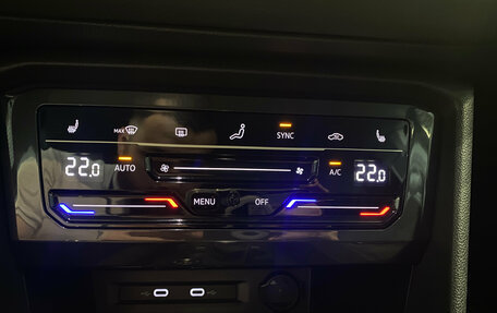 Volkswagen Tiguan II, 2021 год, 2 780 000 рублей, 21 фотография
