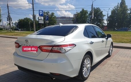 Toyota Camry, 2020 год, 3 400 000 рублей, 5 фотография