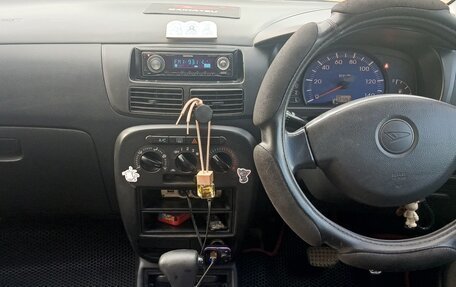 Daihatsu Mira VI, 2004 год, 320 000 рублей, 6 фотография