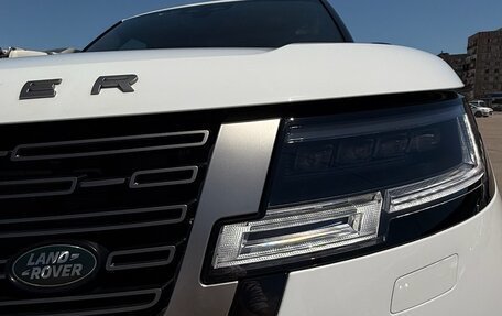 Land Rover Range Rover IV рестайлинг, 2022 год, 14 700 000 рублей, 5 фотография