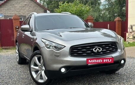 Infiniti FX II, 2010 год, 1 699 000 рублей, 2 фотография