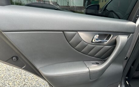 Infiniti FX II, 2010 год, 1 699 000 рублей, 15 фотография