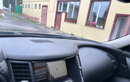 Infiniti FX II, 2010 год, 1 699 000 рублей, 26 фотография