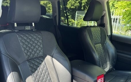 Toyota Land Cruiser Prado 150 рестайлинг 2, 2018 год, 5 250 000 рублей, 9 фотография
