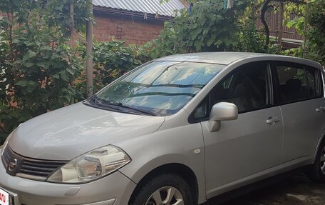 Nissan Tiida, 2010 год, 800 000 рублей, 2 фотография