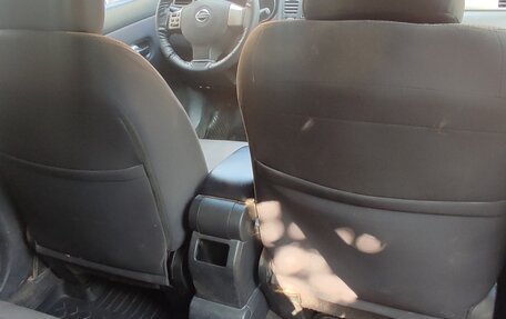 Nissan Tiida, 2010 год, 800 000 рублей, 11 фотография
