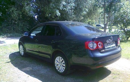 Volkswagen Jetta VI, 2010 год, 395 000 рублей, 4 фотография
