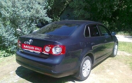 Volkswagen Jetta VI, 2010 год, 395 000 рублей, 3 фотография