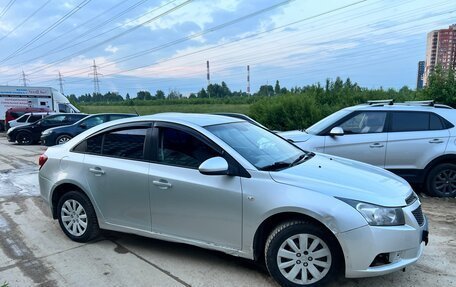 Chevrolet Cruze II, 2011 год, 390 000 рублей, 2 фотография