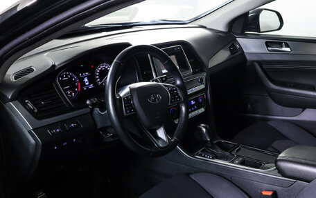 Hyundai Sonata VII, 2019 год, 1 850 000 рублей, 16 фотография