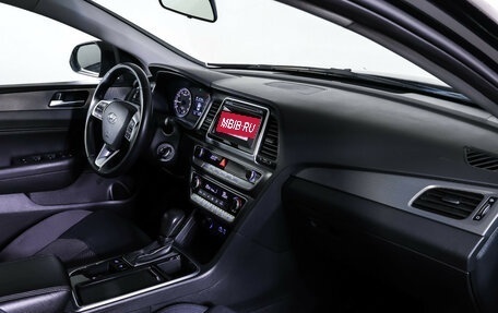 Hyundai Sonata VII, 2019 год, 1 850 000 рублей, 12 фотография