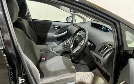 Toyota Prius, 2010 год, 950 000 рублей, 10 фотография