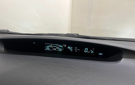 Toyota Prius, 2010 год, 950 000 рублей, 28 фотография