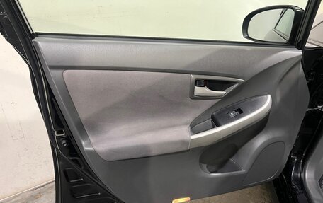 Toyota Prius, 2010 год, 950 000 рублей, 30 фотография