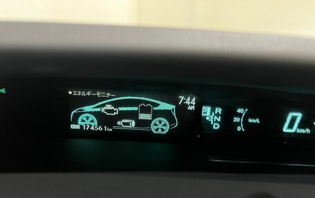 Toyota Prius, 2010 год, 950 000 рублей, 29 фотография