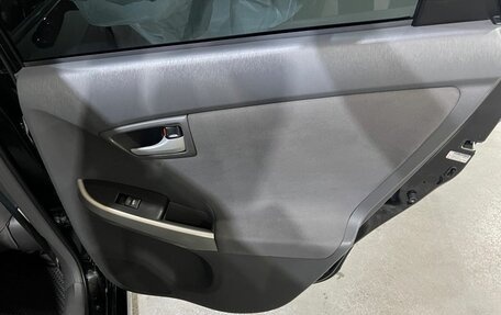 Toyota Prius, 2010 год, 950 000 рублей, 33 фотография