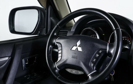Mitsubishi Pajero IV, 2013 год, 1 990 000 рублей, 14 фотография