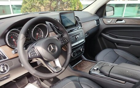 Mercedes-Benz GLS, 2016 год, 3 530 000 рублей, 28 фотография